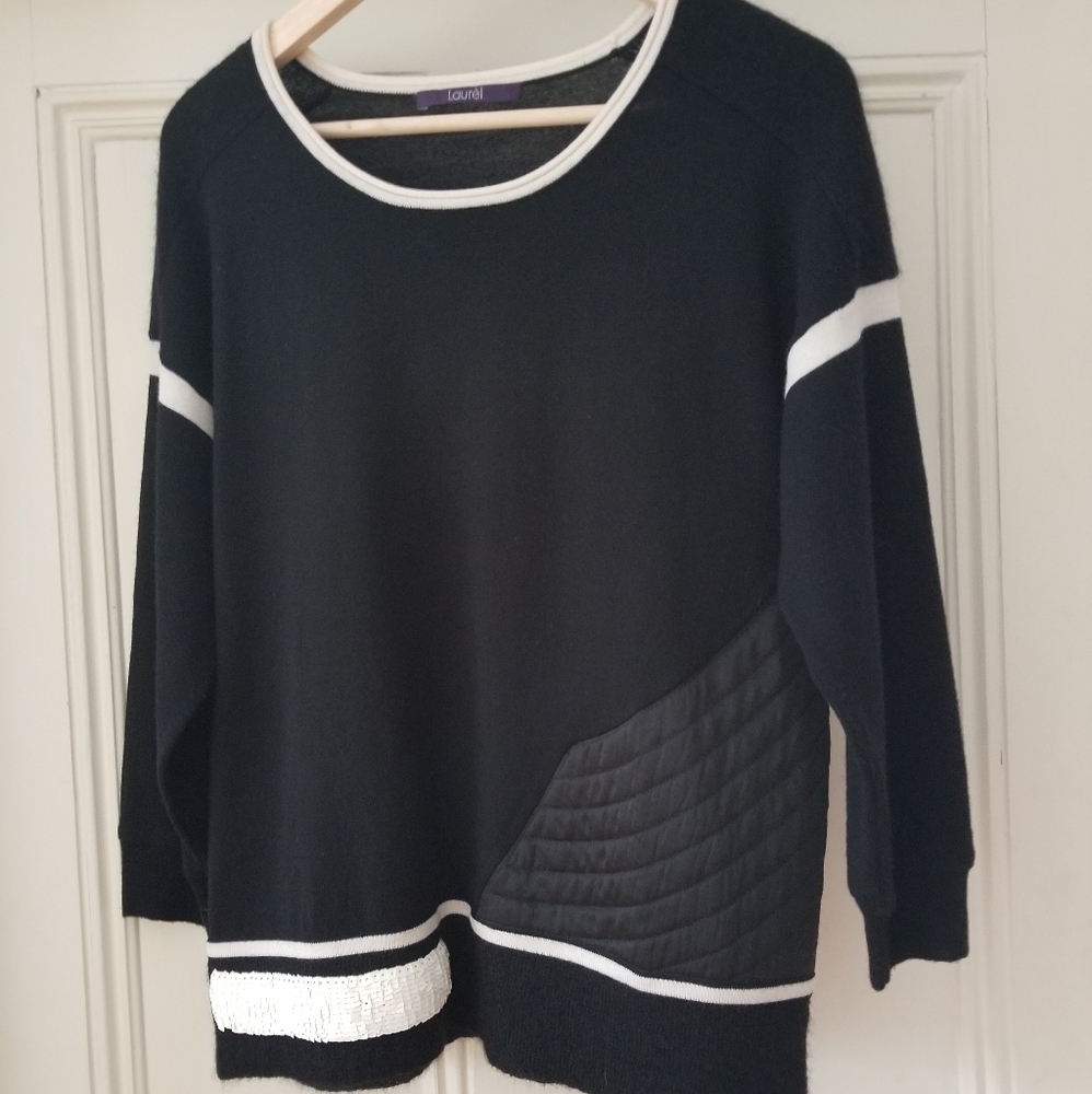 Vintage Laurel by Escada Sweater. Size Med…